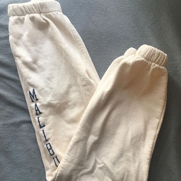 Brandy Melville sweatpants - Picture 2 of 2